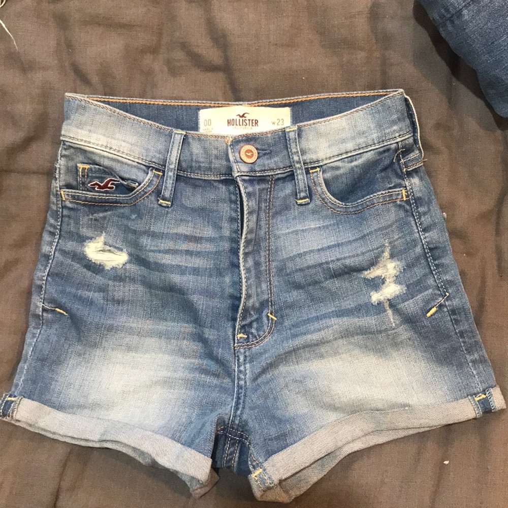 Hollister jean shorts